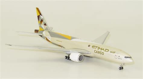phoenix models 777 etihad